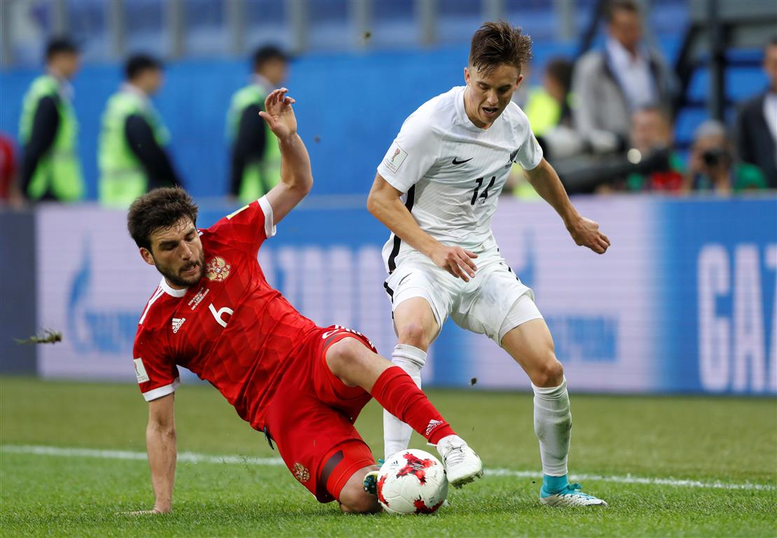 Mexico recovers to beat NZ 2-1 in fiery Confed Cup game