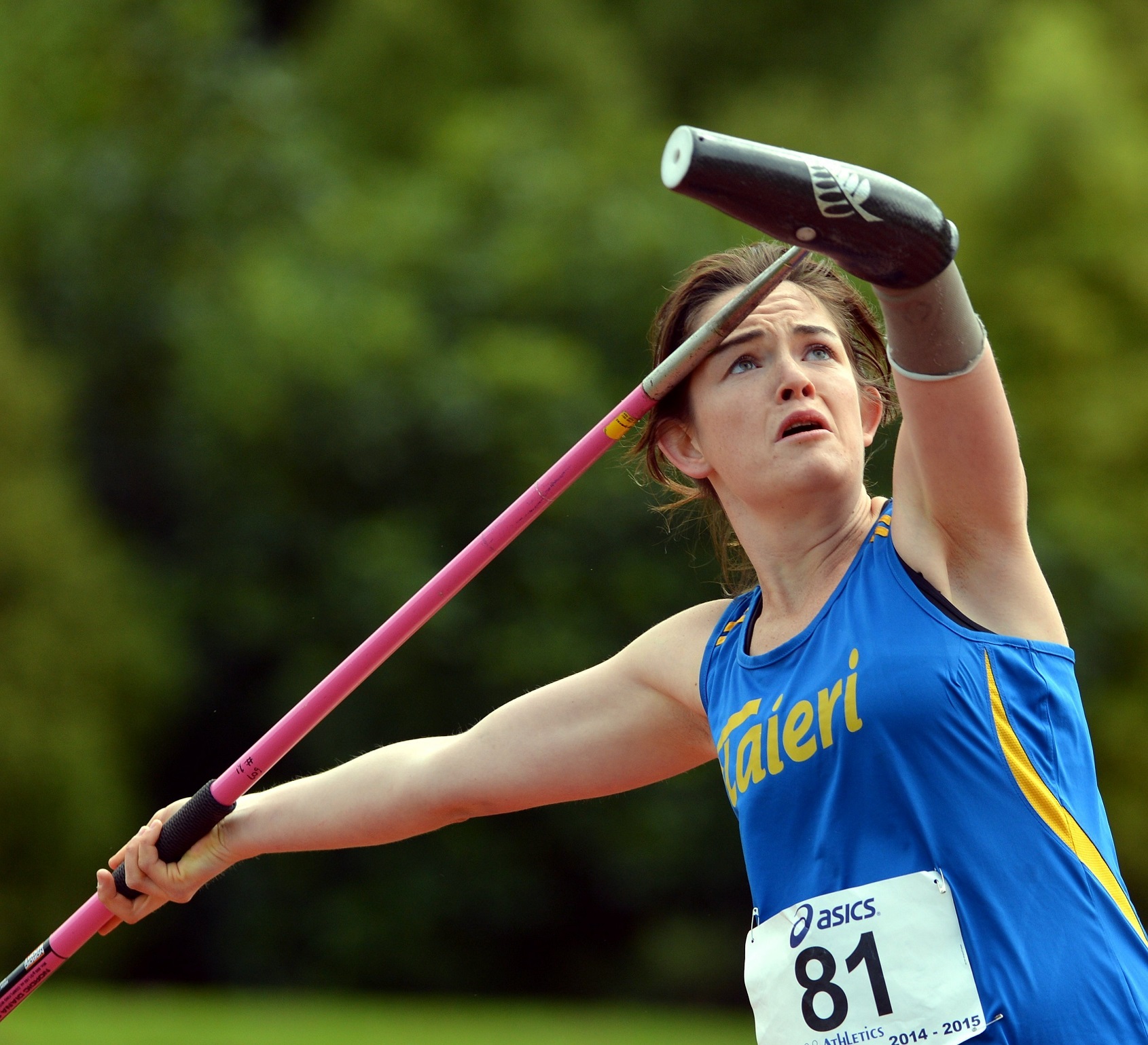 Olympian Holly Robinson competes at an interclub meeting in 2014.
