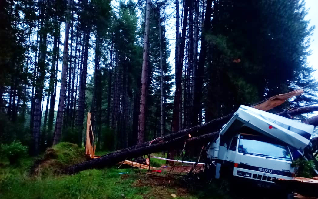 Bryan was freed from the wreckage. Photo: Supplied / David McNeill