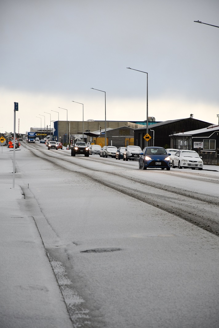 Hail and a flurry of snow left Invercargill with slushy roads and slippery footpaths this morning...