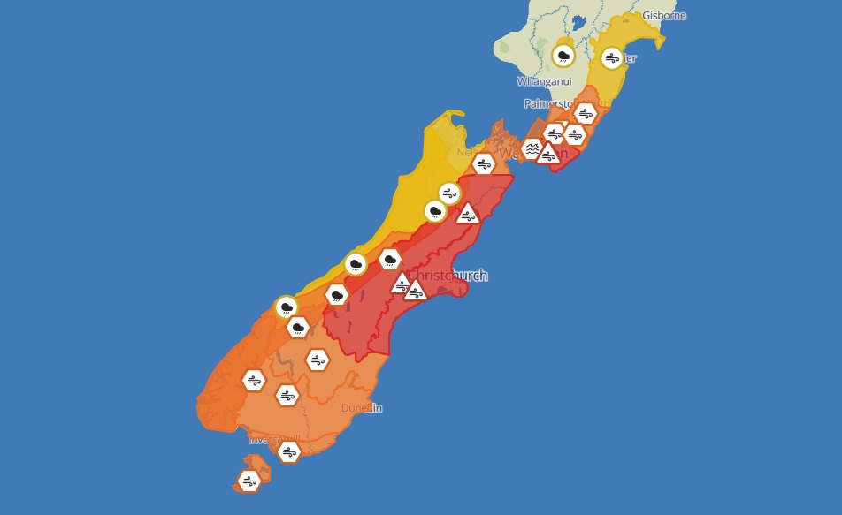 MetService severe weather warnings on Thursday morning. Image: MetService