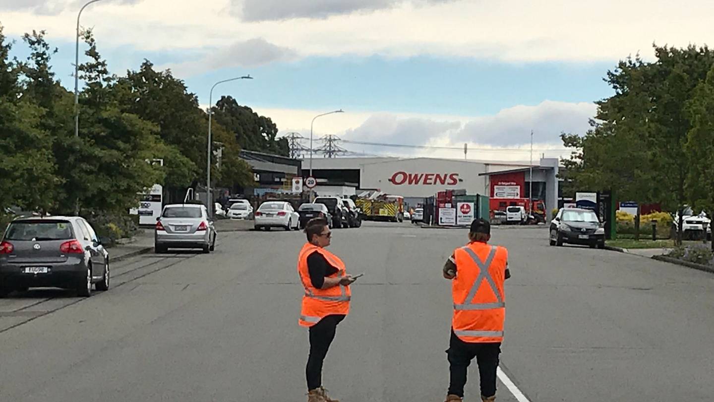 Lunns Rd has been cordoned off after a nitric acid spill on Wednesday. Photo: Tim Cronshaw