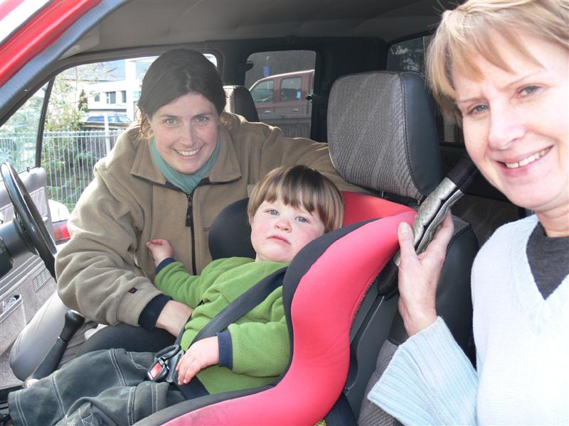 Checking car seats Otago Daily Times Online News