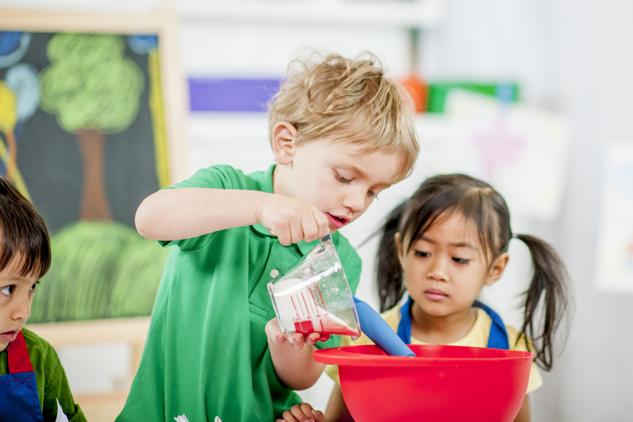 Schools are largely teaching baking recipes a study says. Photo: Getty