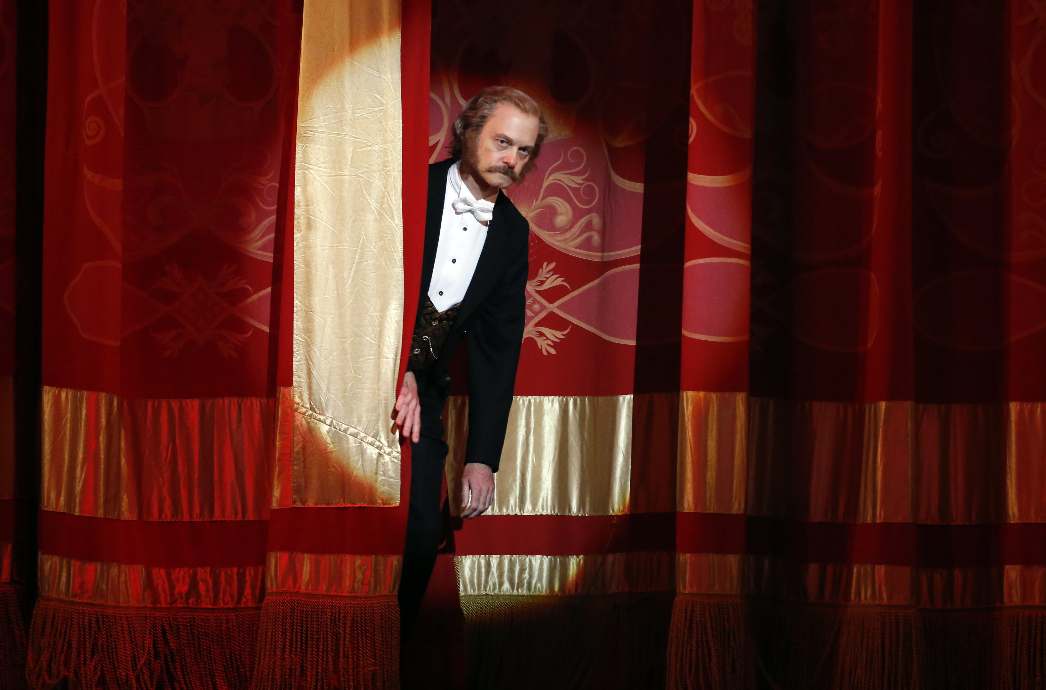 David Hyde Pierce performing '[Hello Dolly!' at the awards show. Photo: Reuters