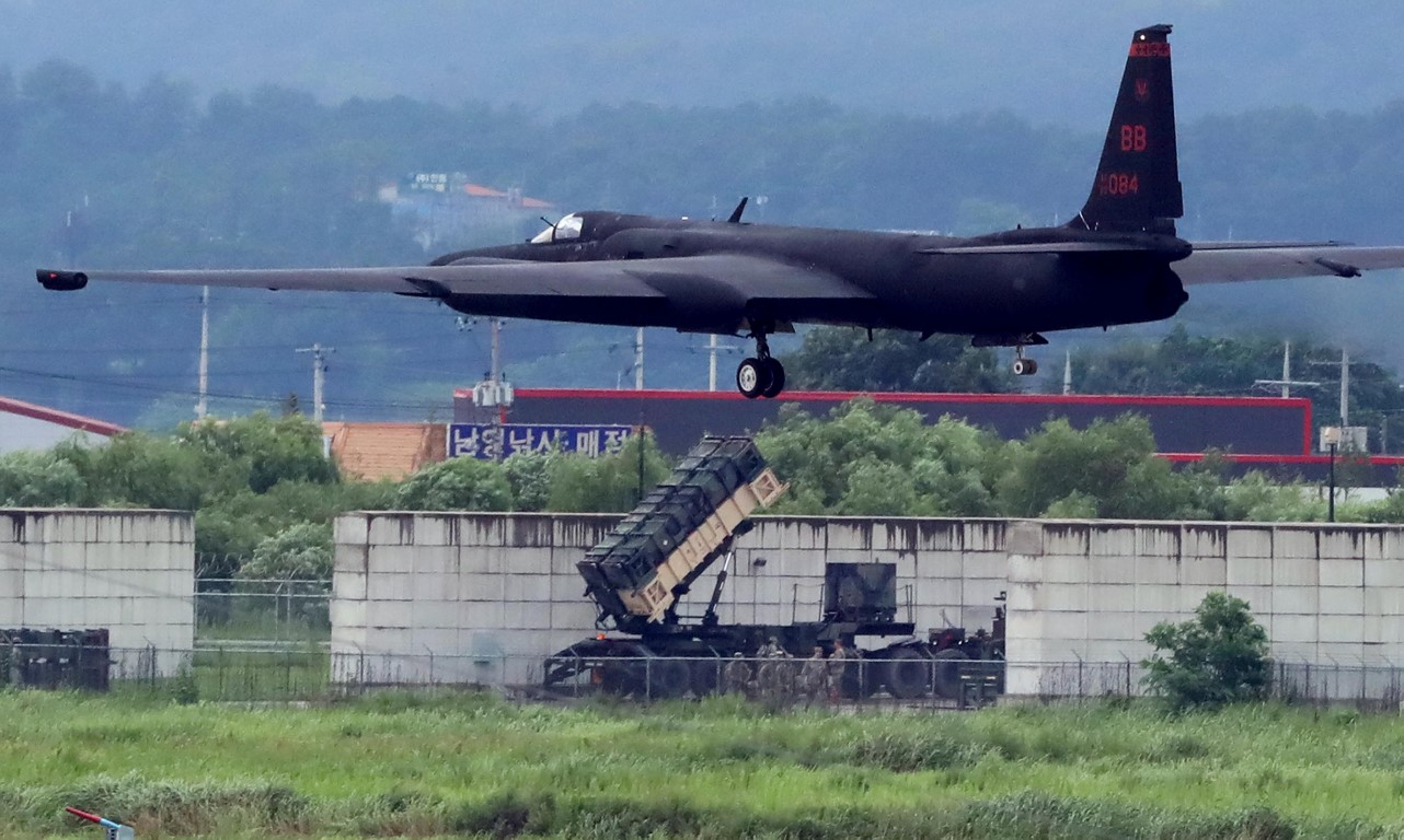 A US Air Force U-2 Dragon Lady takes part in a drill at Osan Air Base in Pyeongtaek, South Korea....