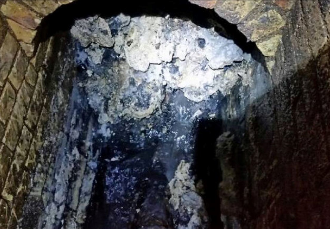 The 'fatberg' reportedly weighs as much as 10 double-decker buses. Photo: Reuters