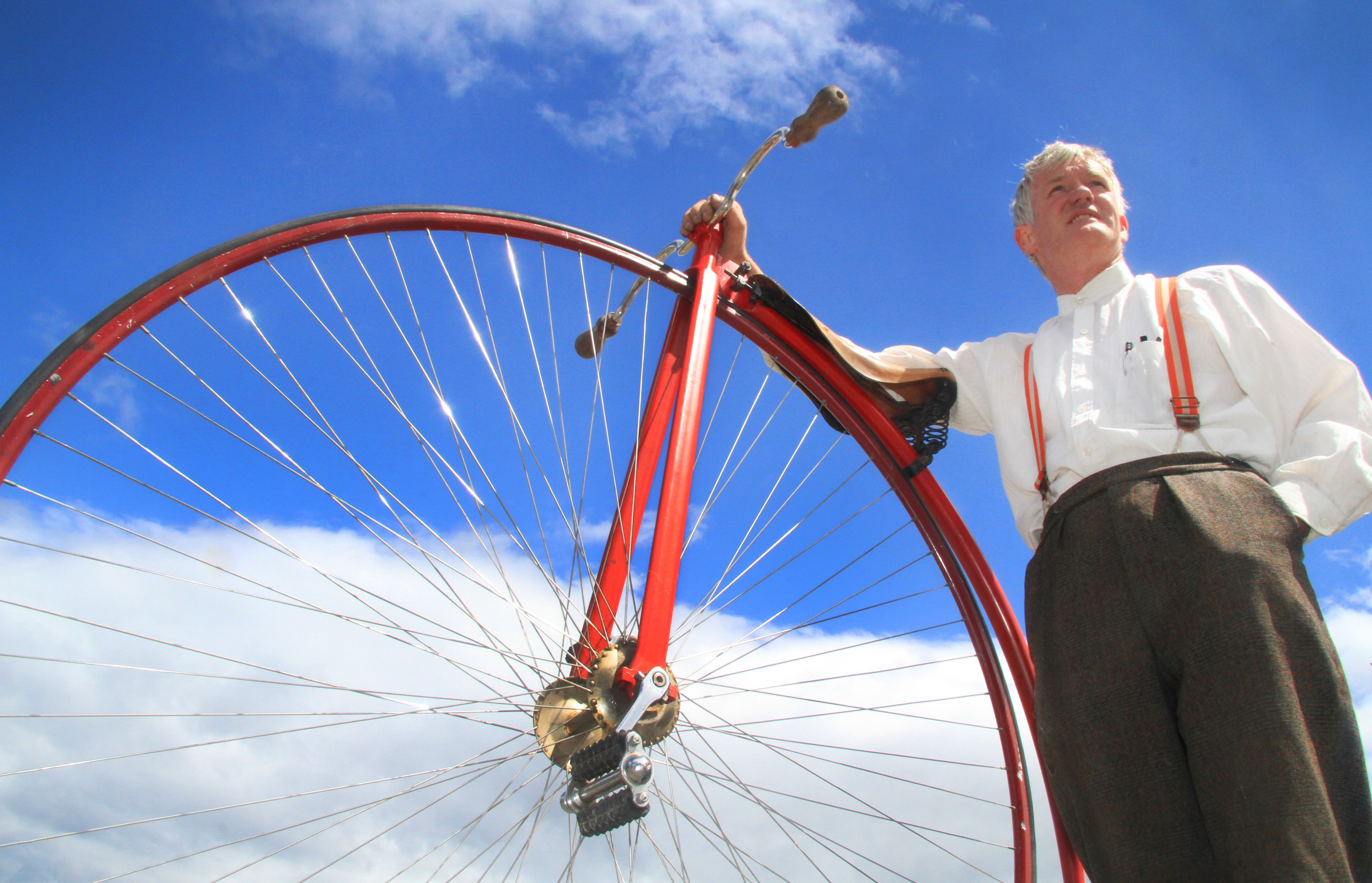 Пенни фартинг. Парк пенни-фартинги. Пенни фартинг для женщин. Penny Farthing World Tour.