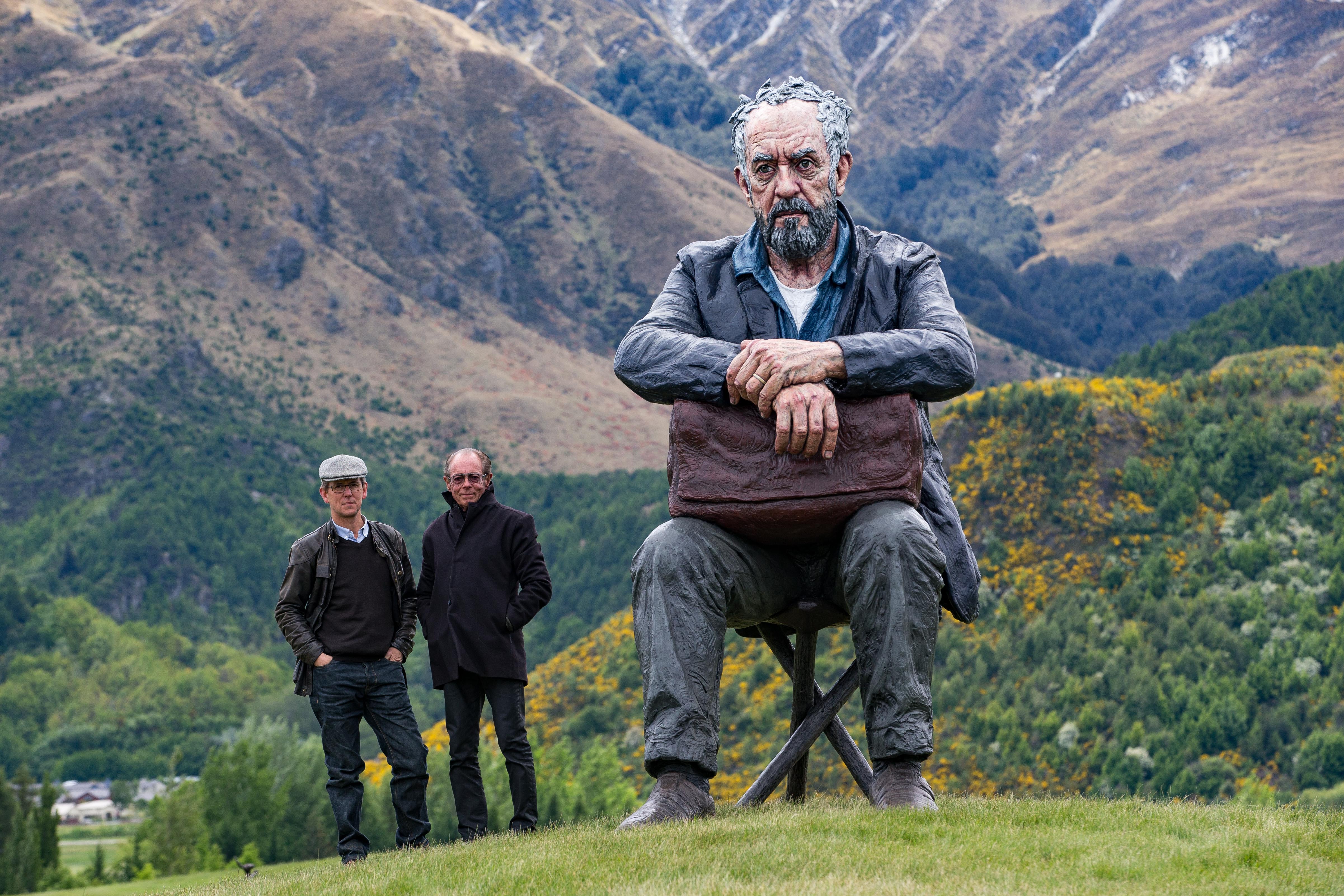 Sir Michael Hill (right) and sculptor Sean Henry with The Hills' latest giant-sized artwork ...