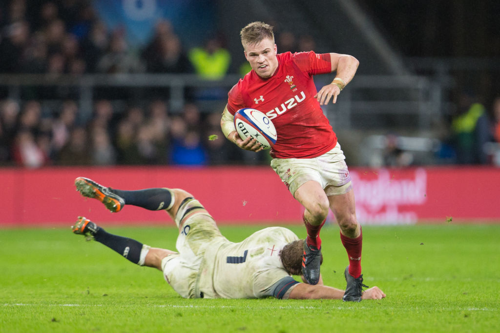 Gareth Anscombe runs the ball up for Wales against England. Photo: Getty