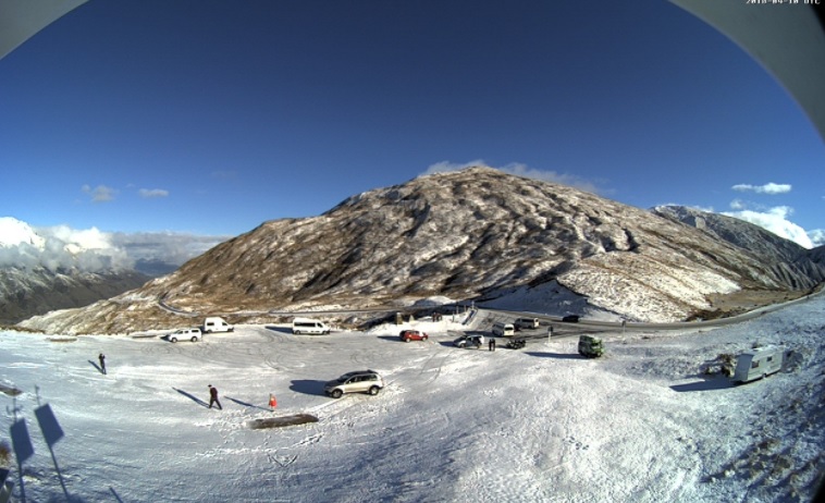 The Crown Range road this morning. Photo: MetService webcam