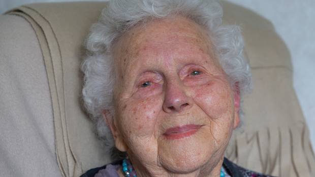 Madeline Anderson, formerly the country's oldest living person, died recently with her daughter...