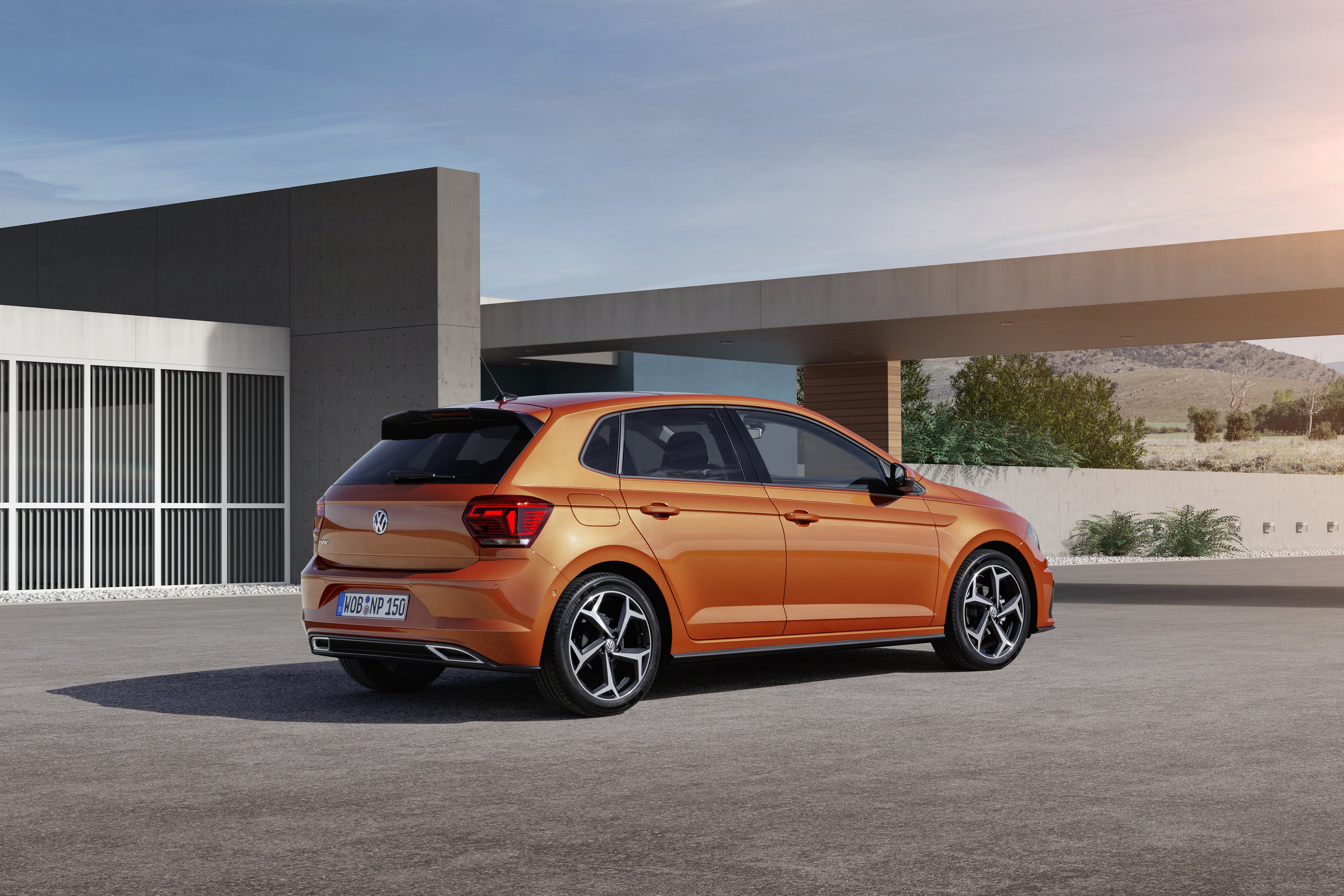 Vw хэтчбек. VW Polo хэтчбек 2021. Фольксваген поло хэтчбек 2021. Volkswagen Polo 2017 хэтчбек. Volkswagen Polo Hatchback 2021.