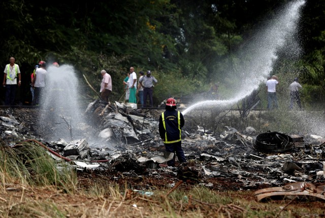 A commission is investigating the cause of a Cubana passenger jet plane crash in May. Photo: Reuters