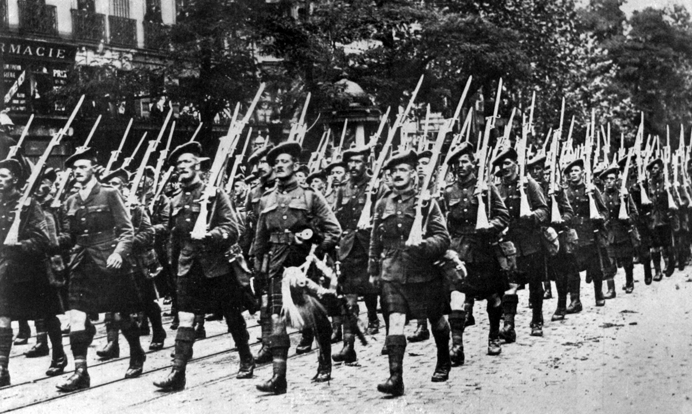 100 years ago. Public execution in Petrovsky Park 21 100 years ago. Public execution in Petrovsky Park 41