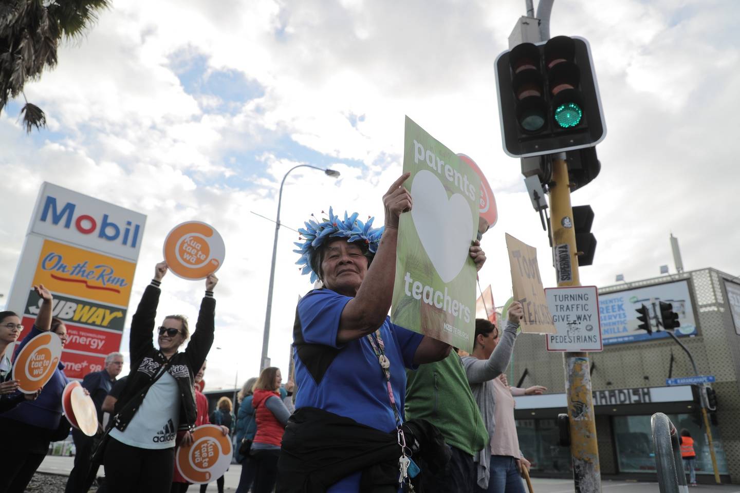 Striking teachers took to the streets in Auckland today. Photo: NZ Herald