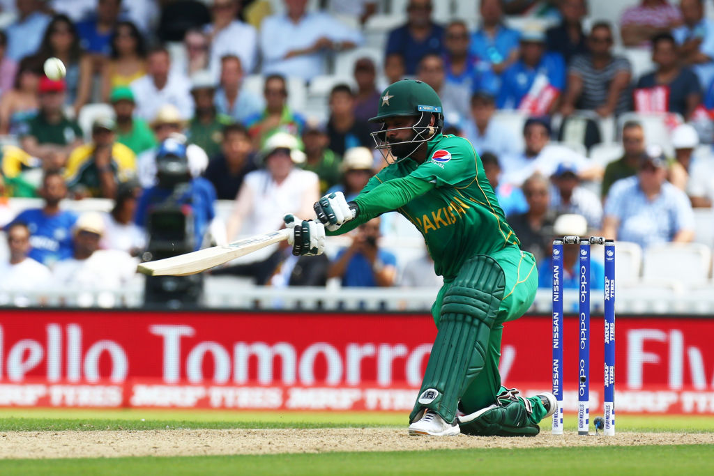 Mohammad Hafeez hit a boundary with two balls remaining to give Pakistan victory over New Zealand...