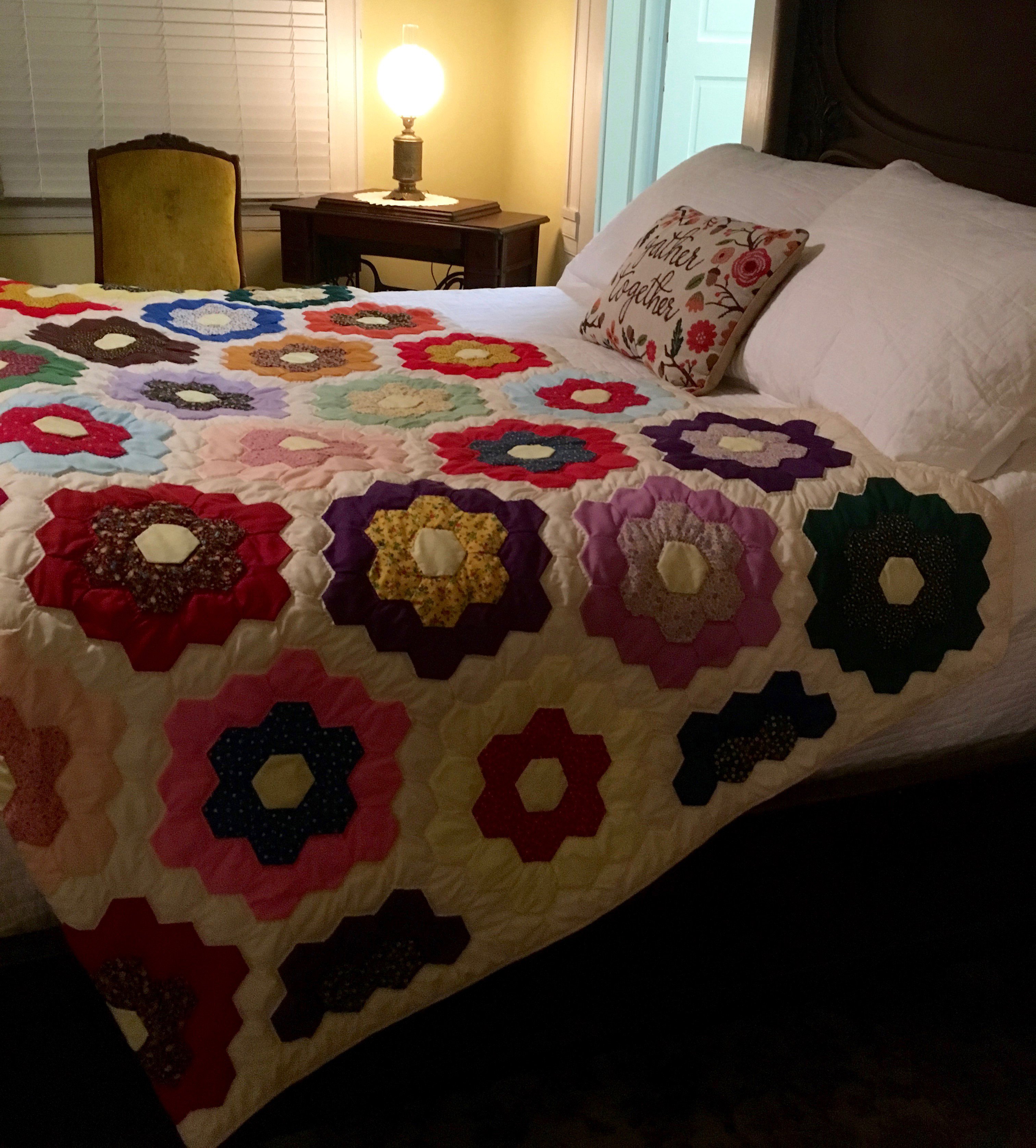 Sara Suite at Liberty Hall , complete with traditional quilt.