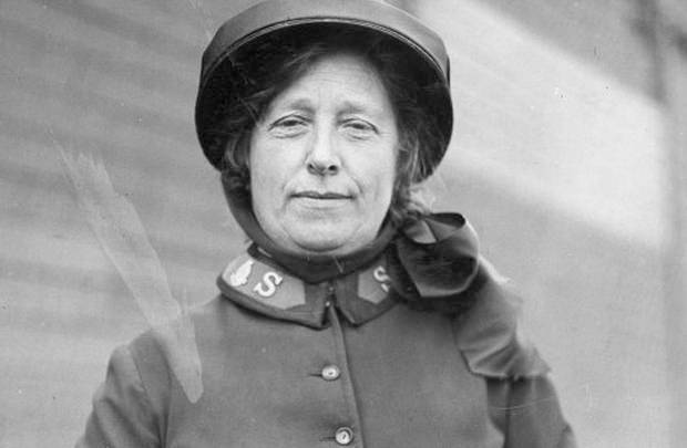 Annie Smyth in Salvation Army uniform, circa 1938. Photo: Alexander Turnbull Library