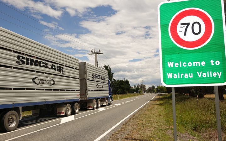 Truck drivers say new health and safety guidelines have made it more dangerous. Photo: RNZ