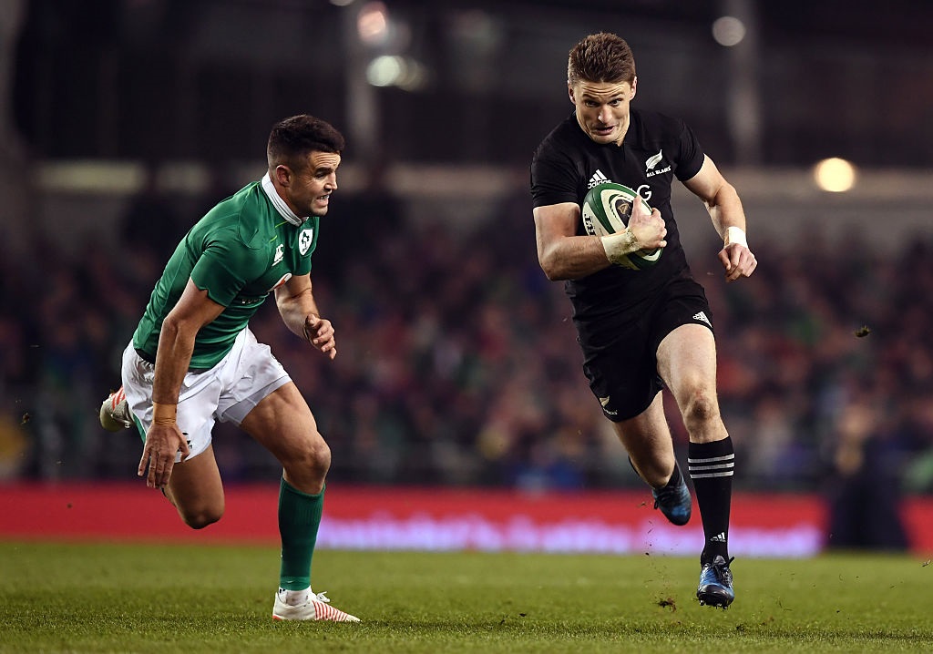 Beauden Barrett gets around Jonny Sexton in the last meeting between the All Blacks and Ireland....