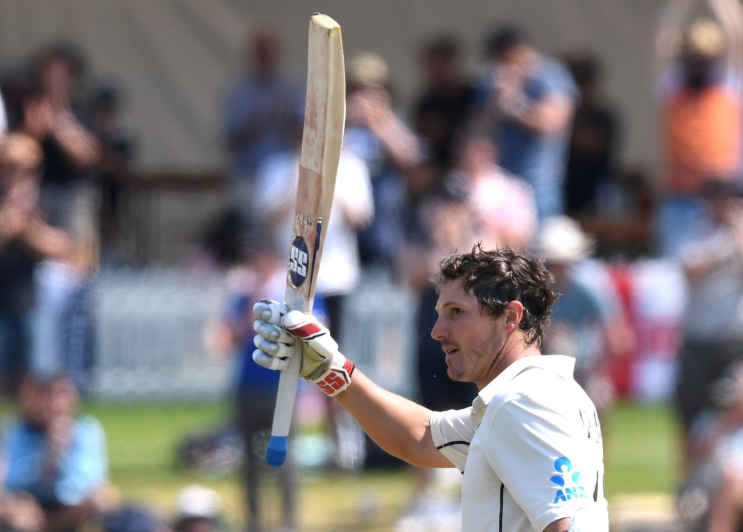 BJ Watling celebrates after reaching his double-century against England. Photo: Reuters
