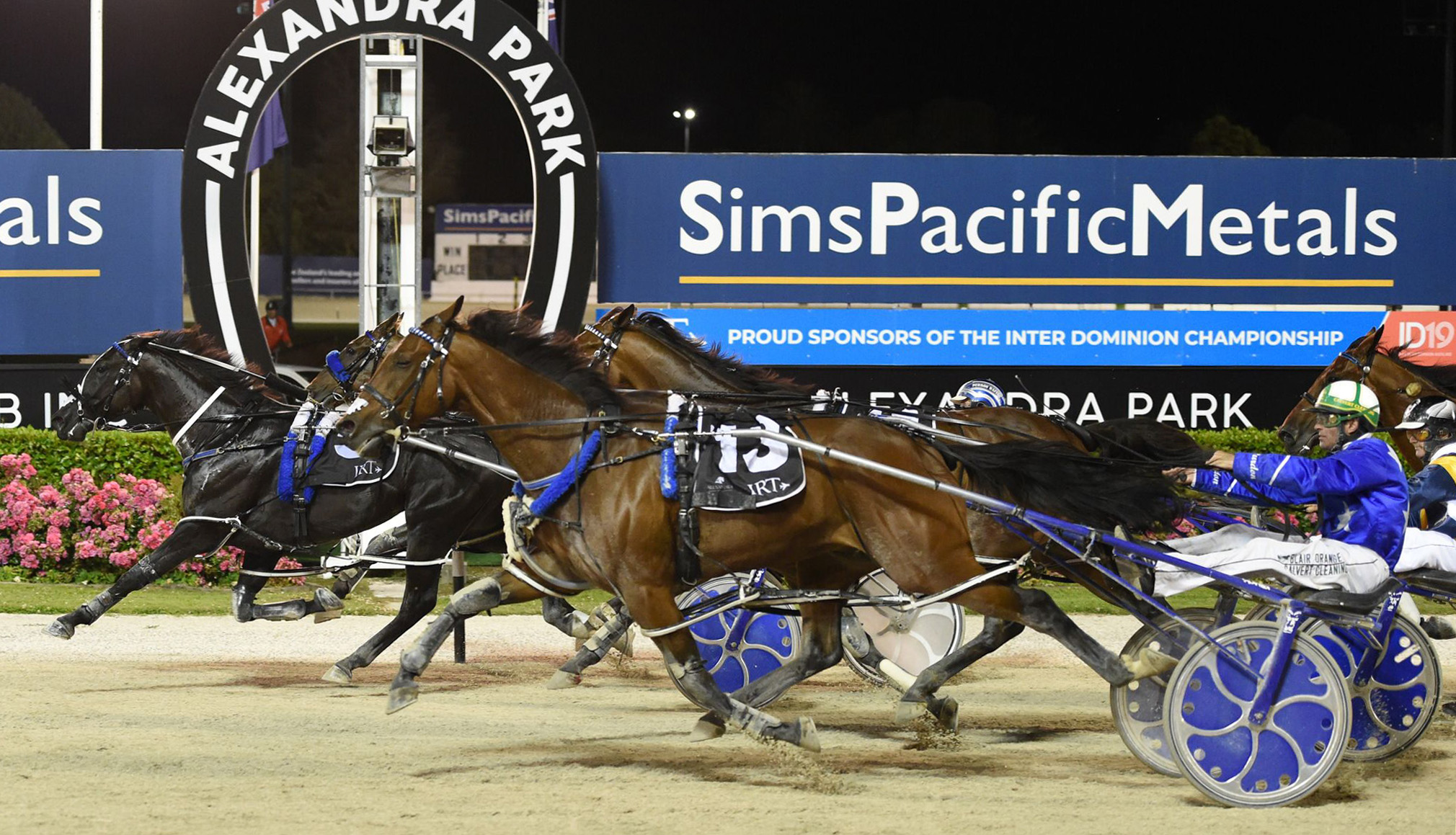 Ultimate sniper holds on to beat Mach Shard (obscured) and Thefixer in the interdominion Pacing...