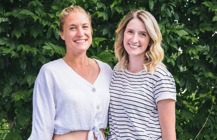 Friends Stephanie Simpson and Rebekah Hanson. Photo: RNZ/Supplied/Rebekah Hanson