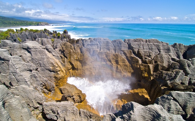 Pancake Rocks. Photo: Wikimedia Commons