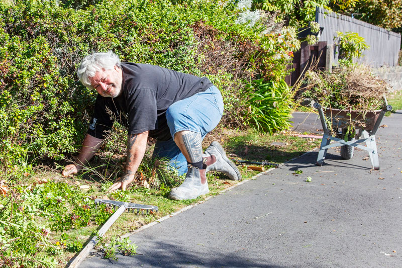 Getting the weeds sorted on Medway St, Richmond.