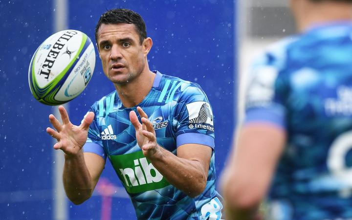 Dan Carter withdrawn from Blues over injury