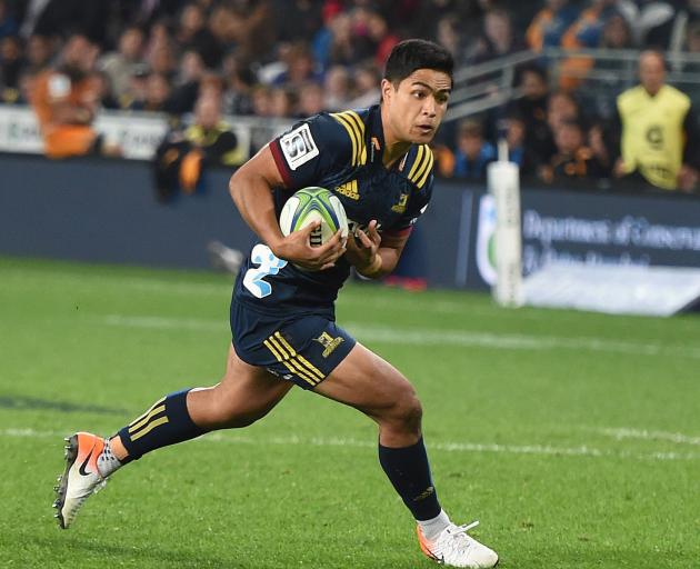 Josh Ioane in action for the Highlanders. Photo: Gregor Richardson