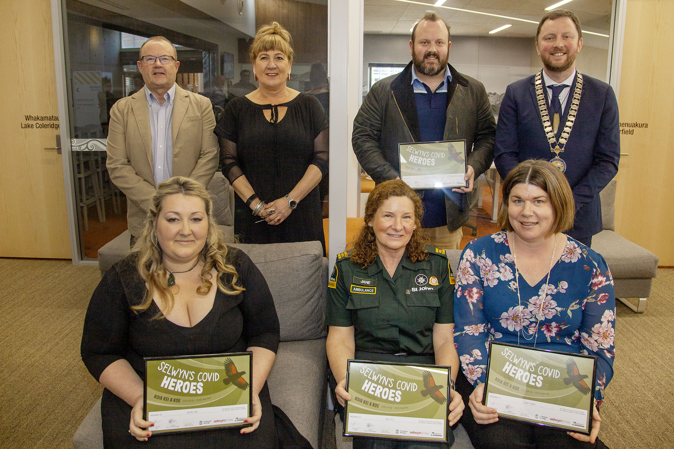 Selwyn Times editor Barry Clarke, Te Taumutu Rūnanga chairwoman Liz Brown, certificate recipient...