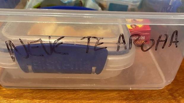Clarke Gayford has been looking after his daughter Neve's lunches amid Jacinda's campaign. Photo:...