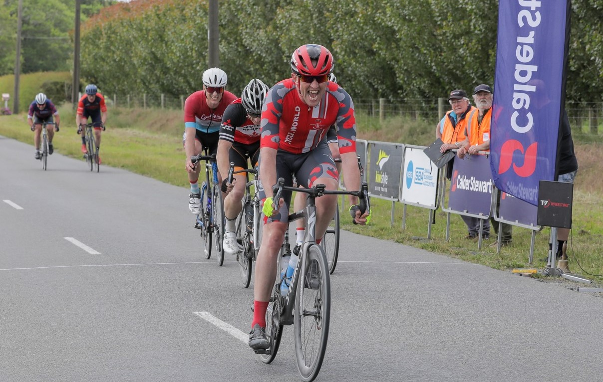 Andy Hilton (Cycle World Emersons) claimed the overall master’s honours in Sunday’s Hell of the...