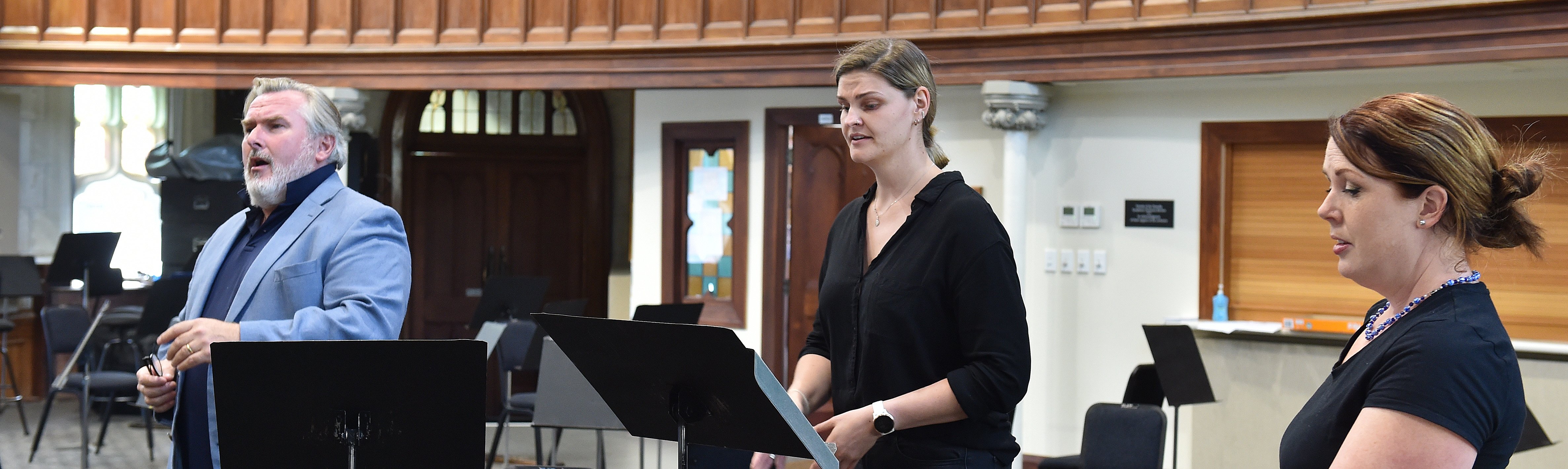 Simon O’Neill, Rhiannon Cooper and Anna Lease rehearse at Hanover Hall before Saturday night’s ‘...