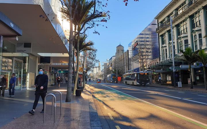 The usually bustling Queen St in Auckland during alert level 3 in December. Photo: RNZ