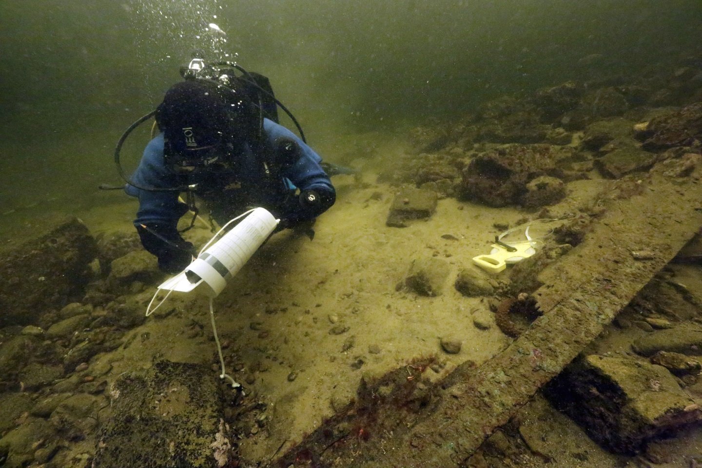 Kurt Bennett surveying the 1795 wreck Endeavour at Facile Harbour, Fiordland, during filming for...