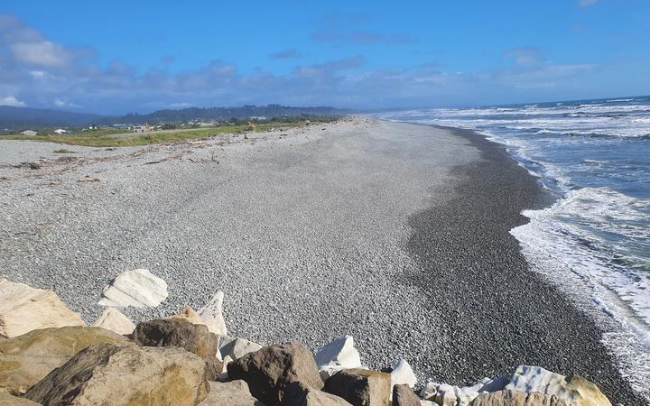 Cobden beach, north of the Grey River mouth. Photo: LDR / Cedric Trounson