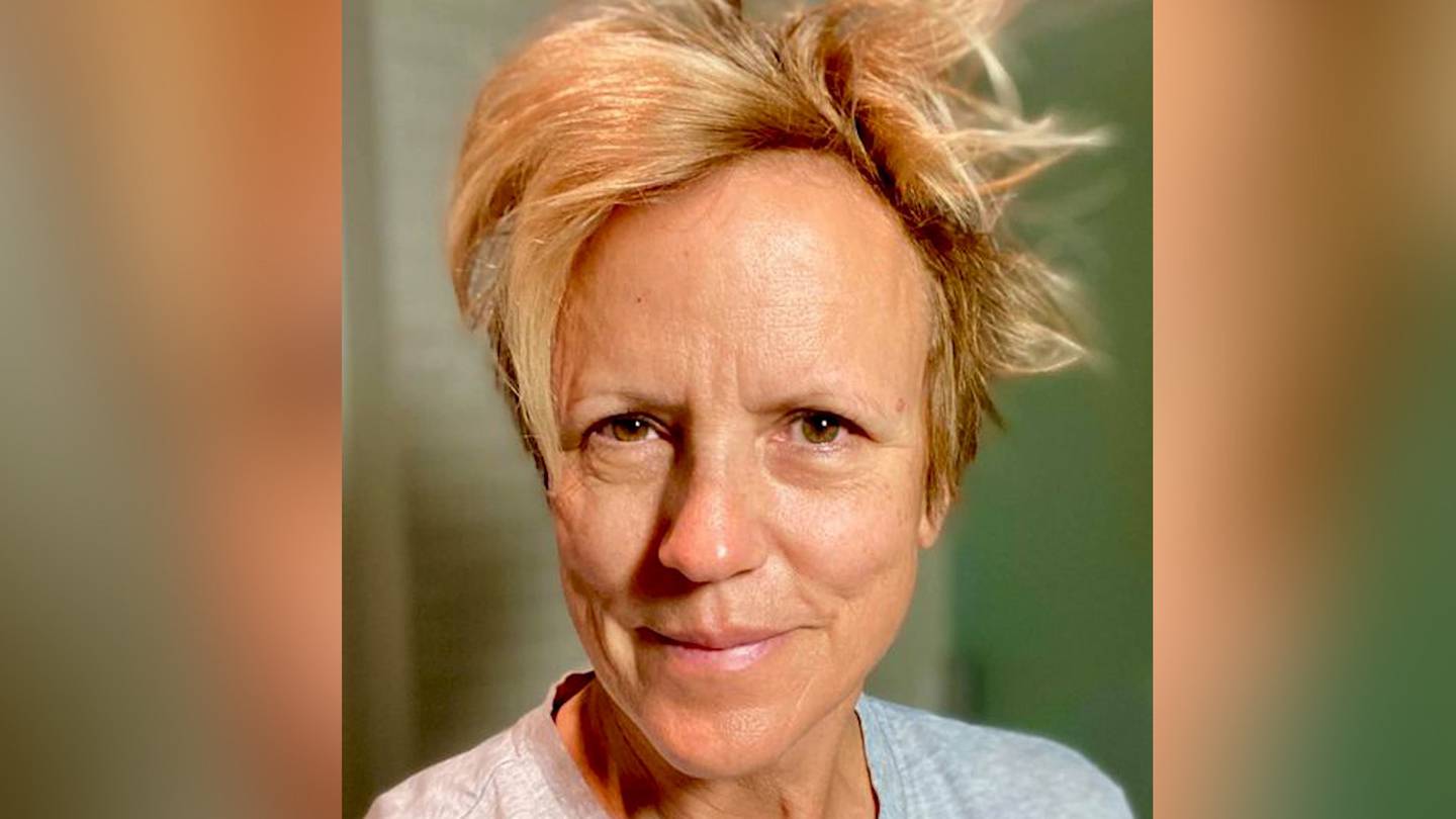 Hilary Barry wasn't afraid to share her natural look. Photo: Hilary Barry via NZH