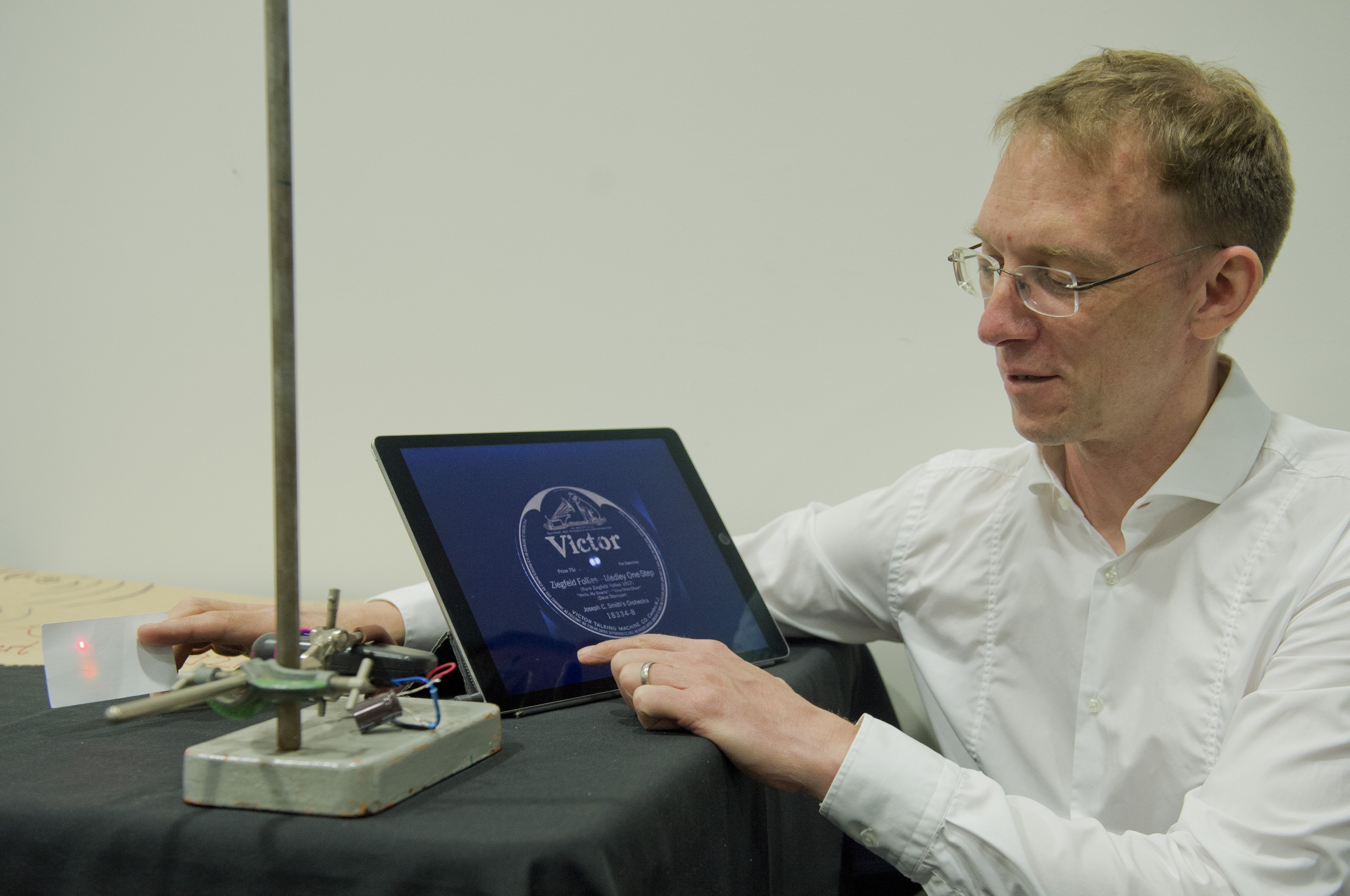 University of Otago department of physics and Dodd-Walls Centre of Photonics and Quantum...