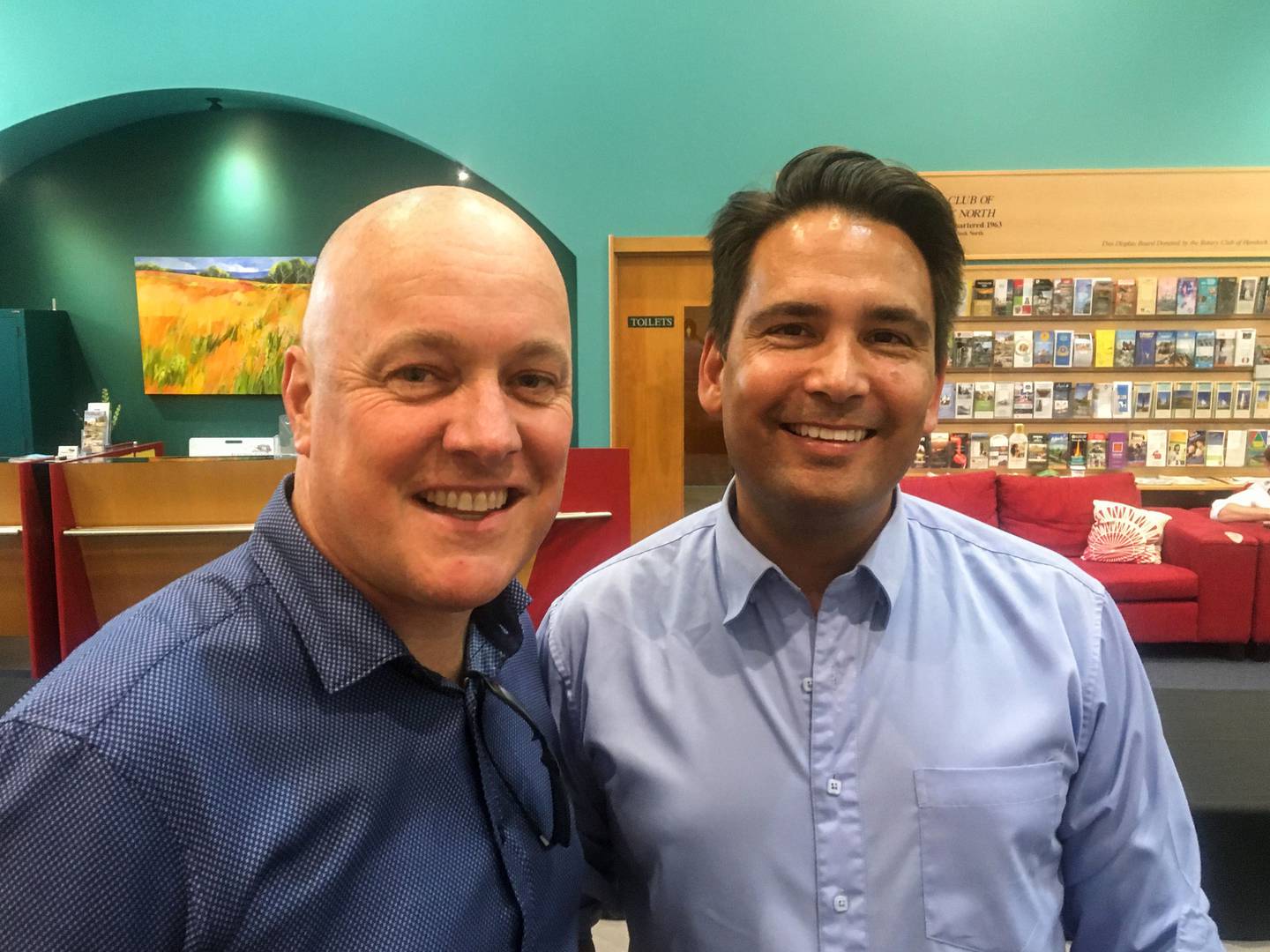 Christopher Luxon (L) and Simon Bridges are taking the party's leadership contest down to the...