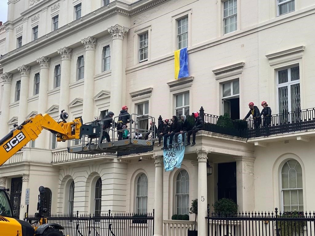 London police used a cherry picker to remove the squatters. Photo: Getty Images