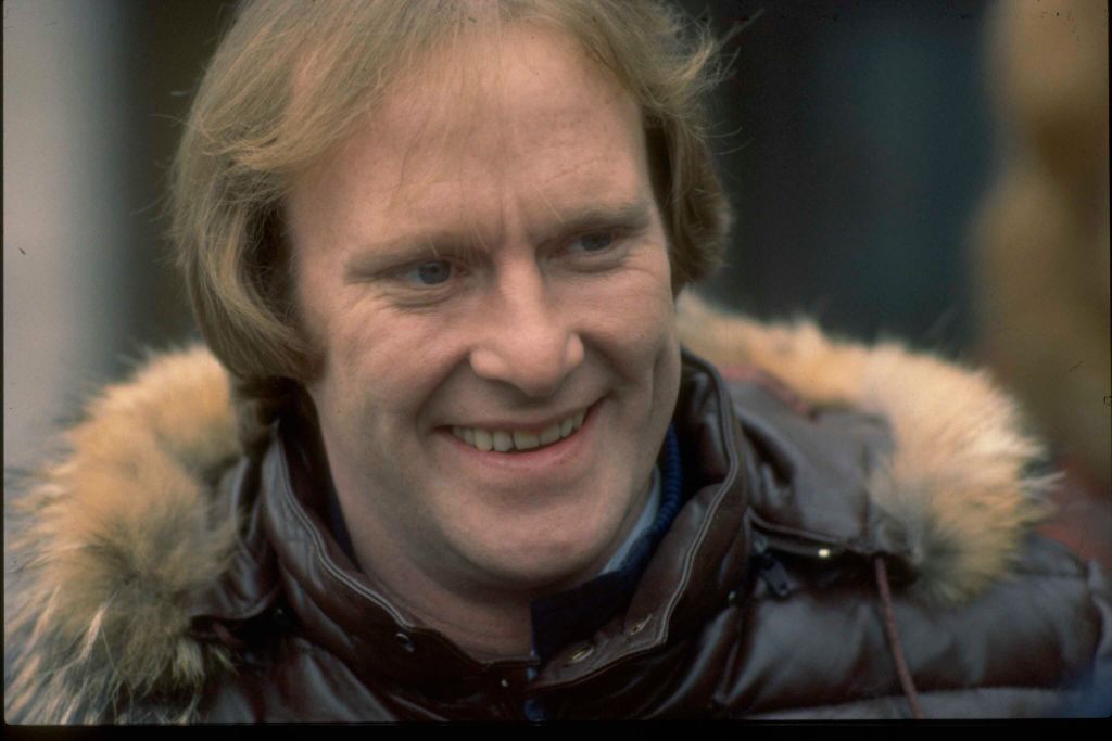 Dennis Waterman on the set of Minder, circa 1989. Photo by TV Times via Getty Images