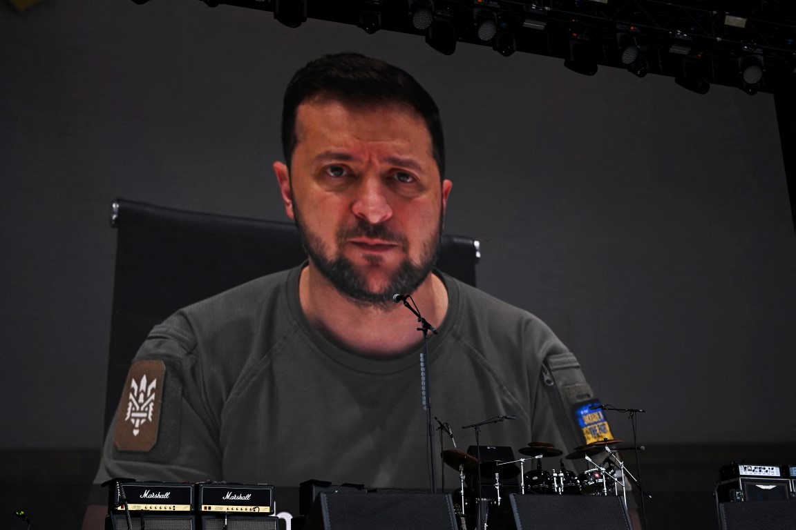 Ukrainian President Volodymyr Zelenskiy addresses the crowd at Glastonbury. Photo: Reuters