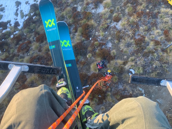 A chairlift evacuation was carried out at Coronet Peak on Monday. Photo via Mountain Scene