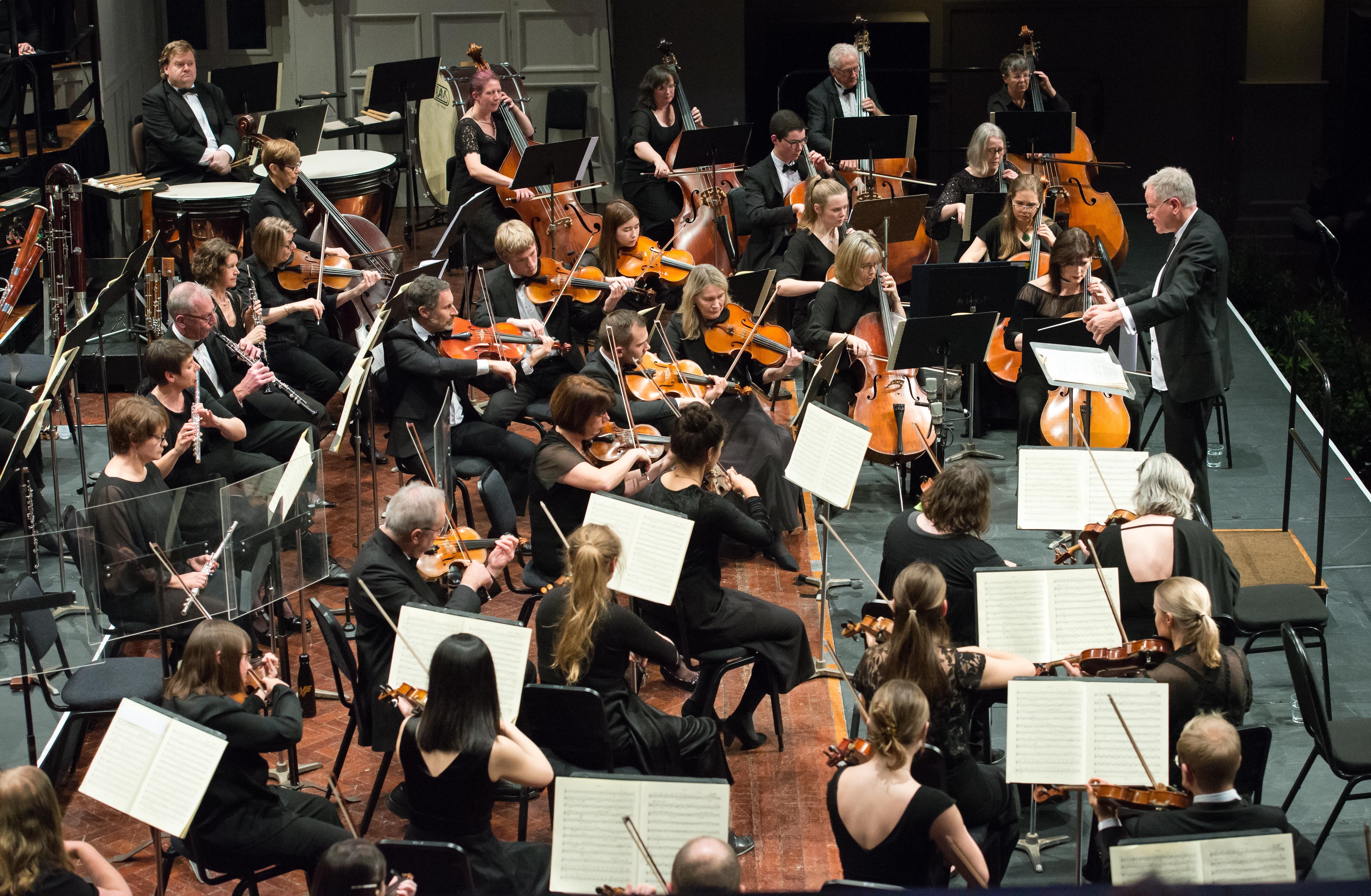 Spectacular piano fireworks combined with lyricism and nostalgia in Dunedin Symphony Orchestra’s...