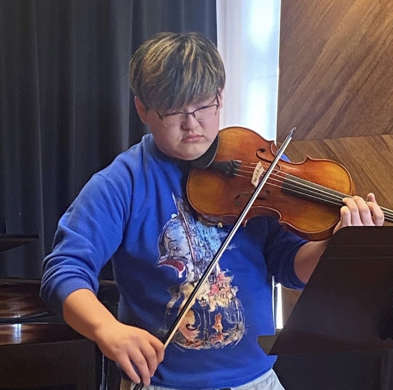 Violist Harry Kim PHOTO: SUPPLIED