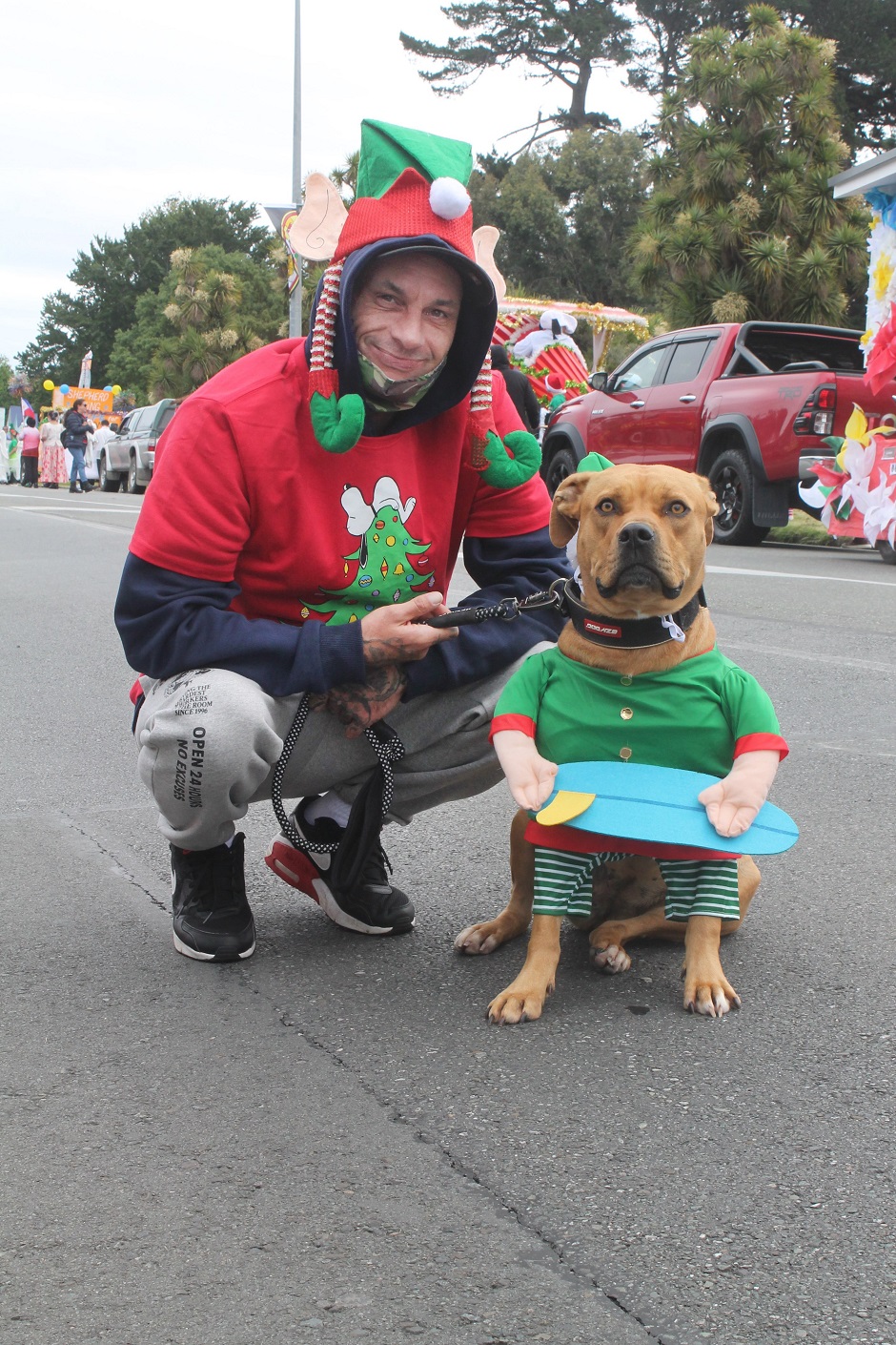 Josh Walker and Cuban get into the Christmas spirit.