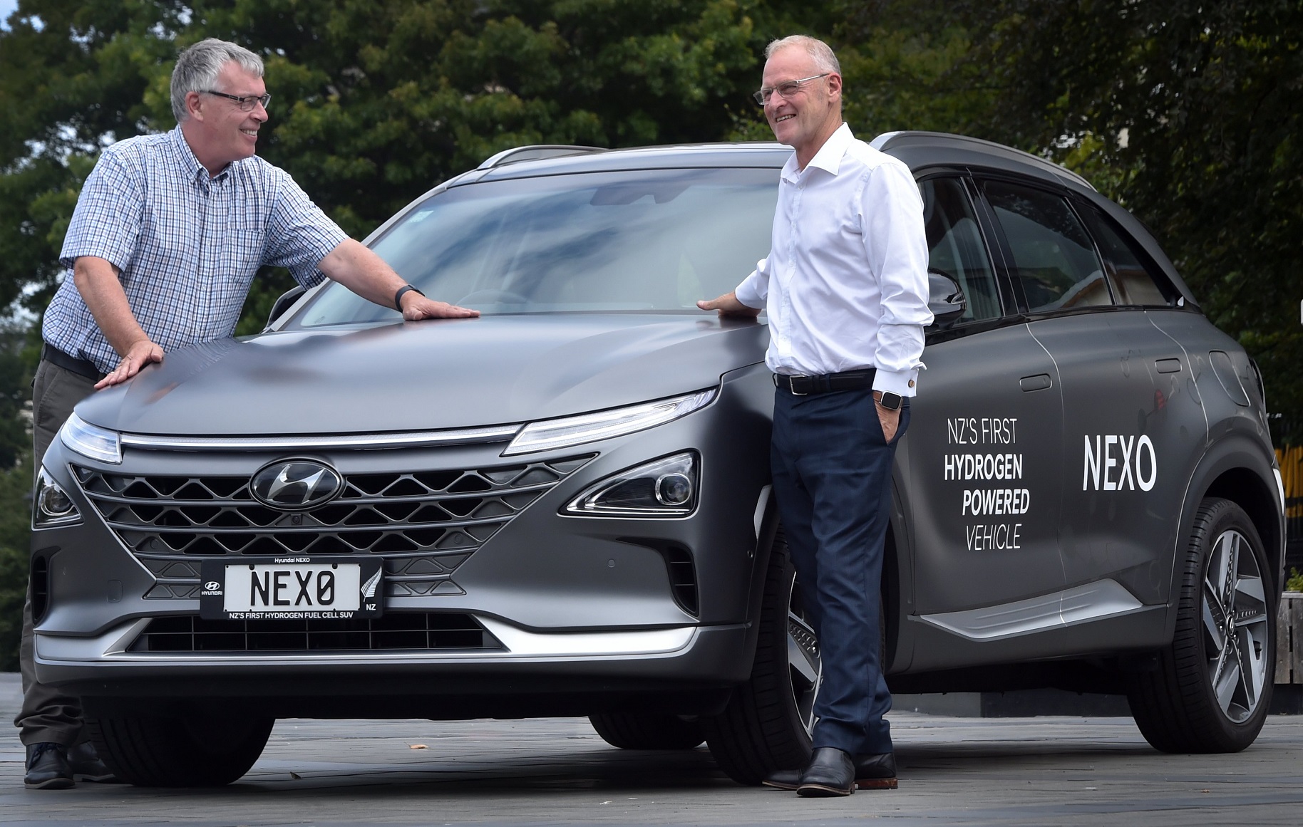 Murihiku Regeneration project co-ordinator Terry Nicholas (left) and Hyundai Motors New Zealand...